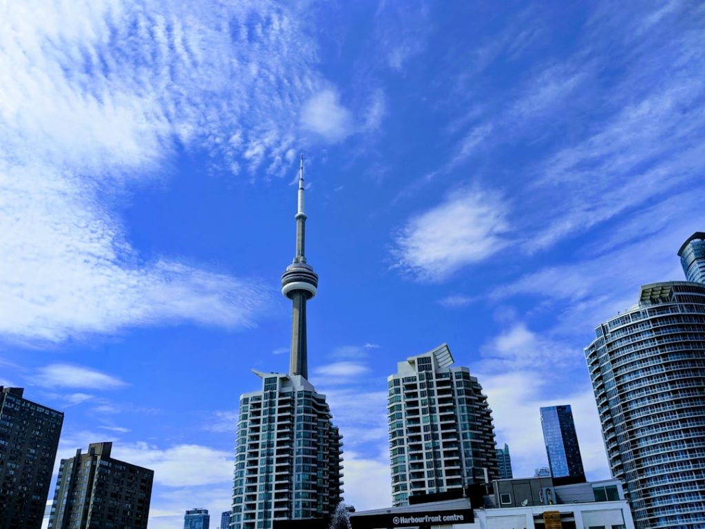 200 amp panel upgrade Toronto - North York Electricians